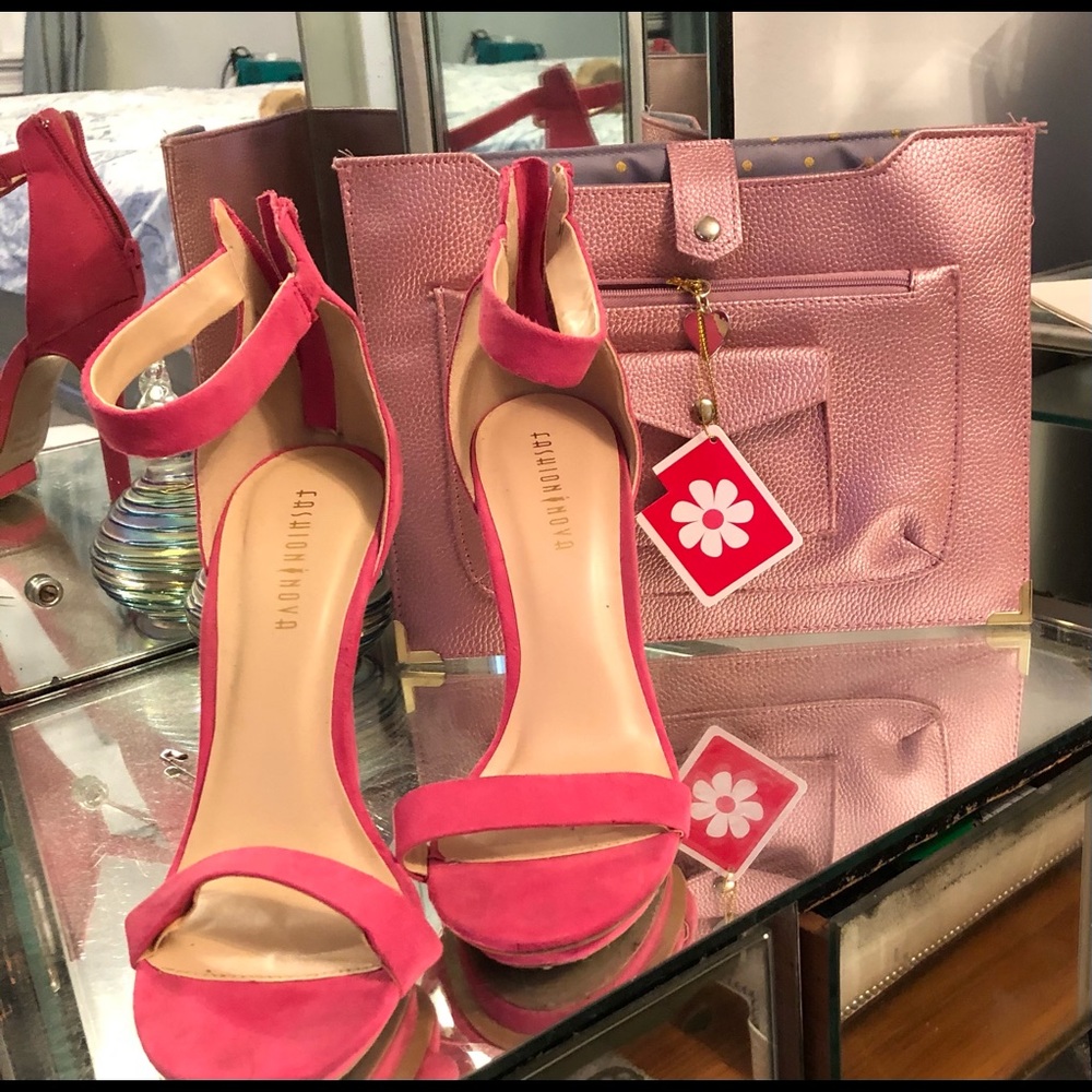 Fashion Nova Pink Sandals